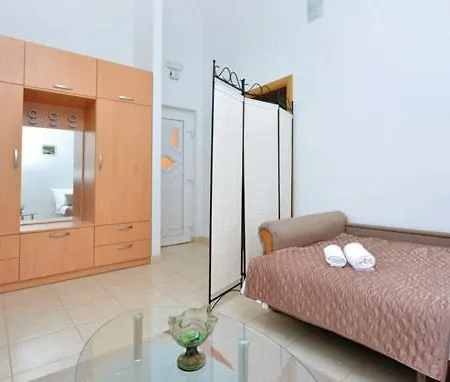 Apartment Zora *
