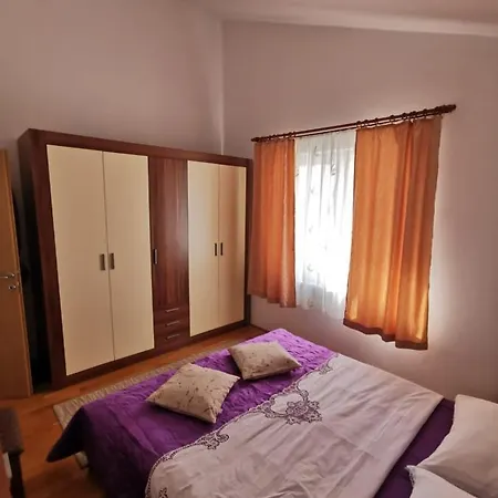 Apartment Zora Podstrana